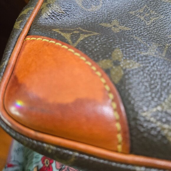 Louis Vuitton Monogram Trocadero 27 Shoulder Bag 12"x8"x3" Classic Coated - Picture 8 of 8